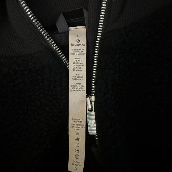 Lululemon stand out sherpa jacket - Picture 6 of 7
